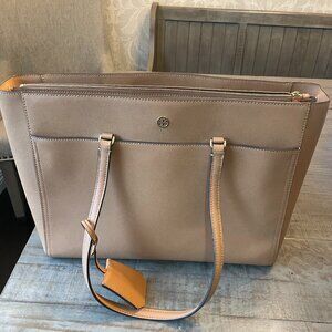 🖤 Tory Burch Black Tote Bag 🖤